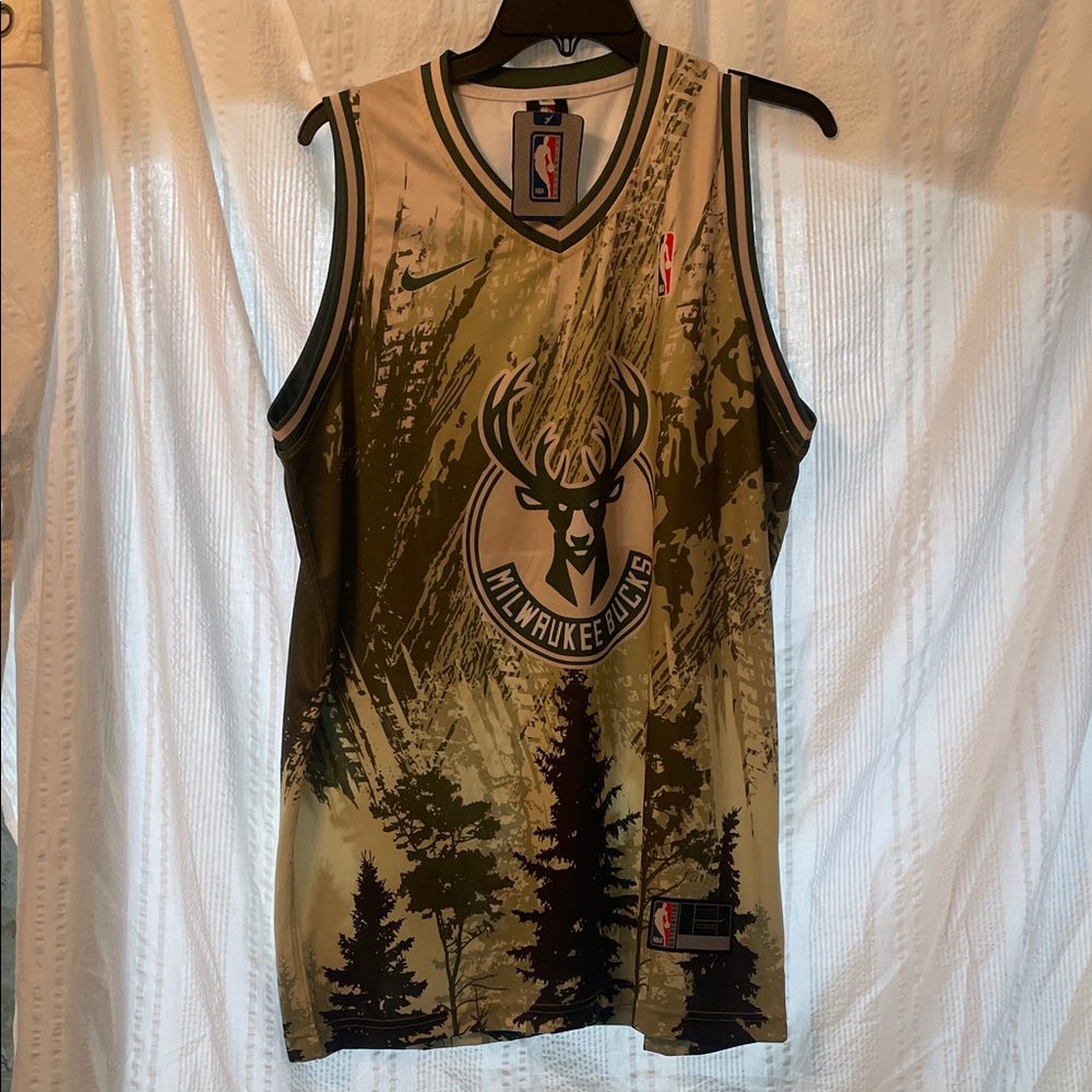 NWT NBA Milwaukee Bucks 34 Giannis Antetokounmpo Camouflage Jersey size XL